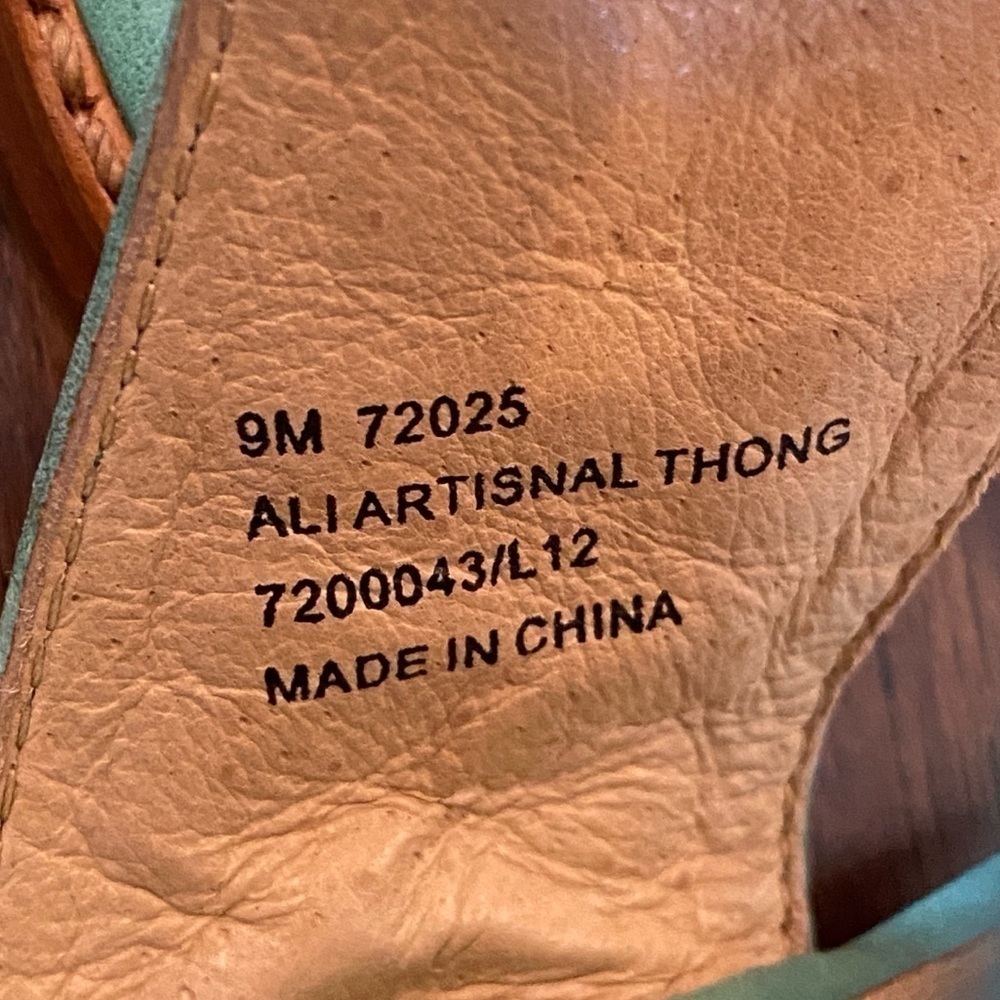 NWT Frye Turquoise Leather Thong Sandals 9 - Picture 7 of 9